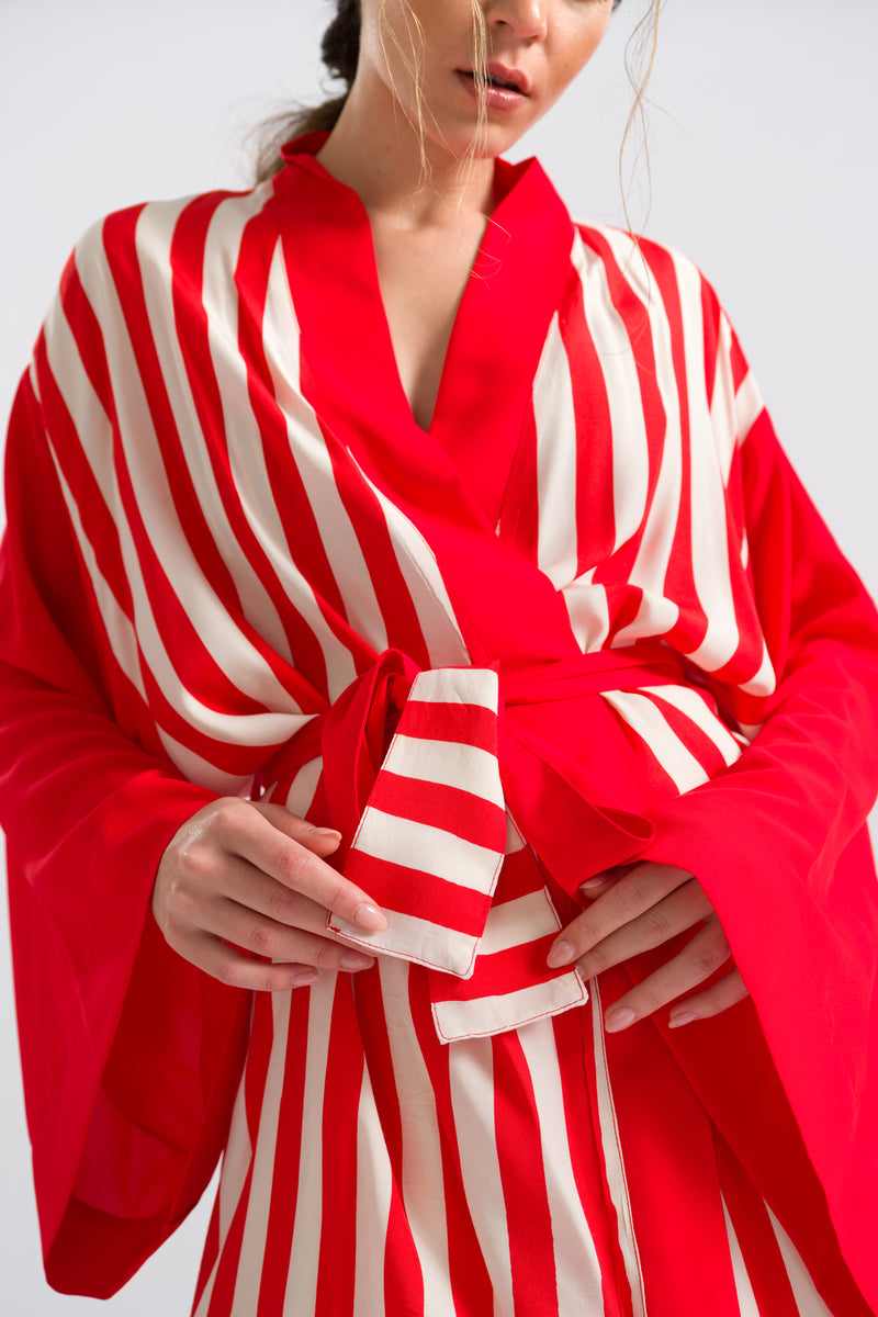 Kırmızı Çizgili Kısa Kimono