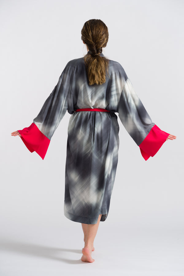 Gri Batik Uzun Kimono